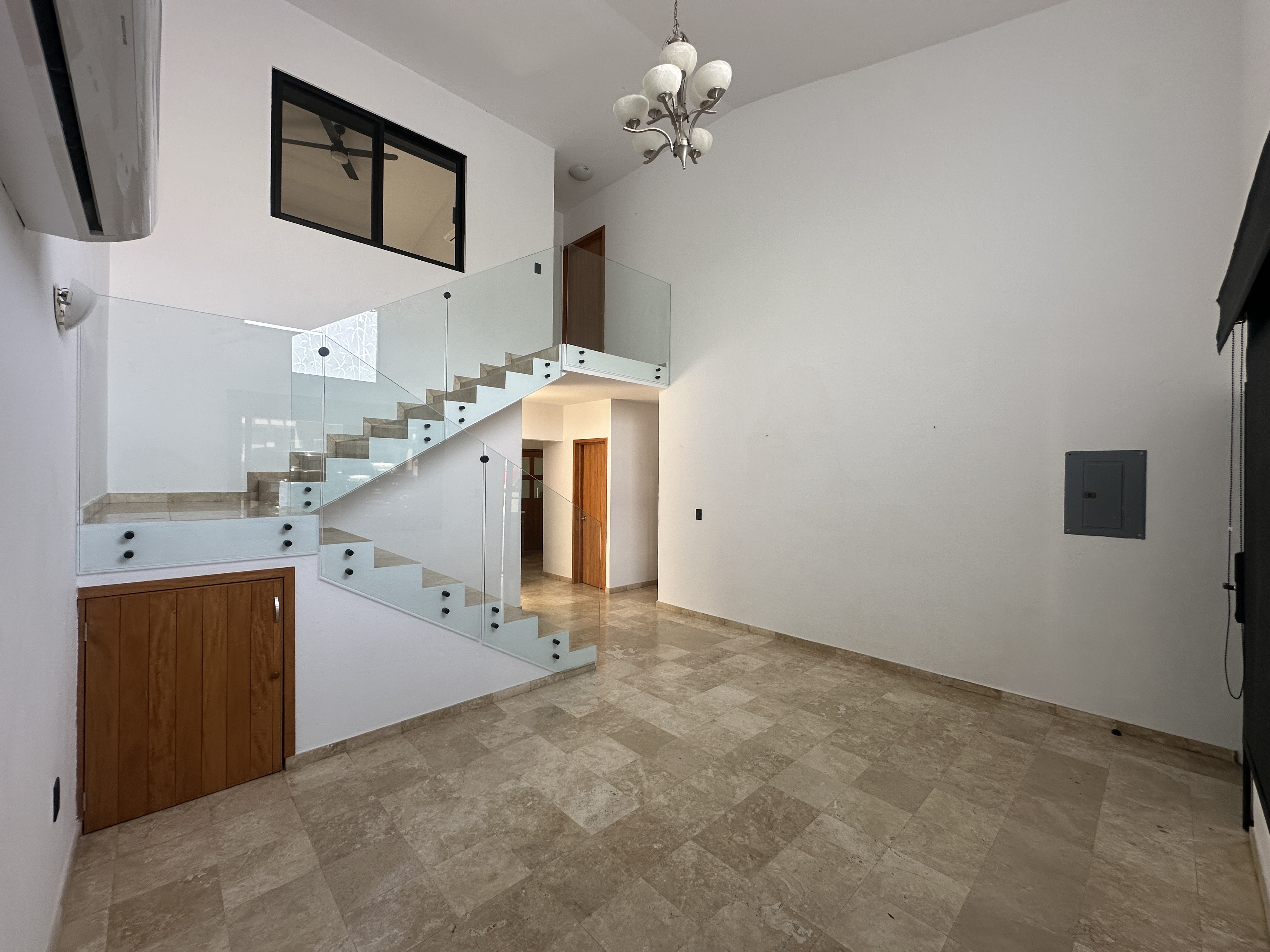 Sala — antes