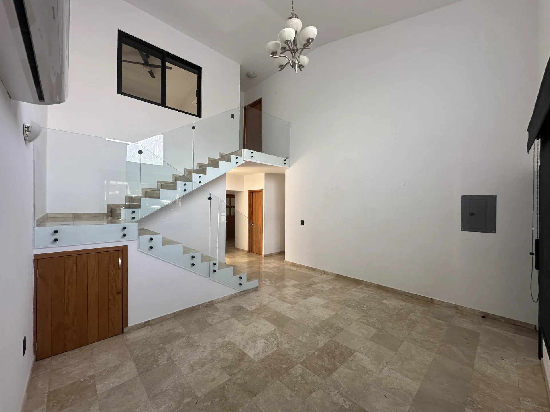 Sala — antes