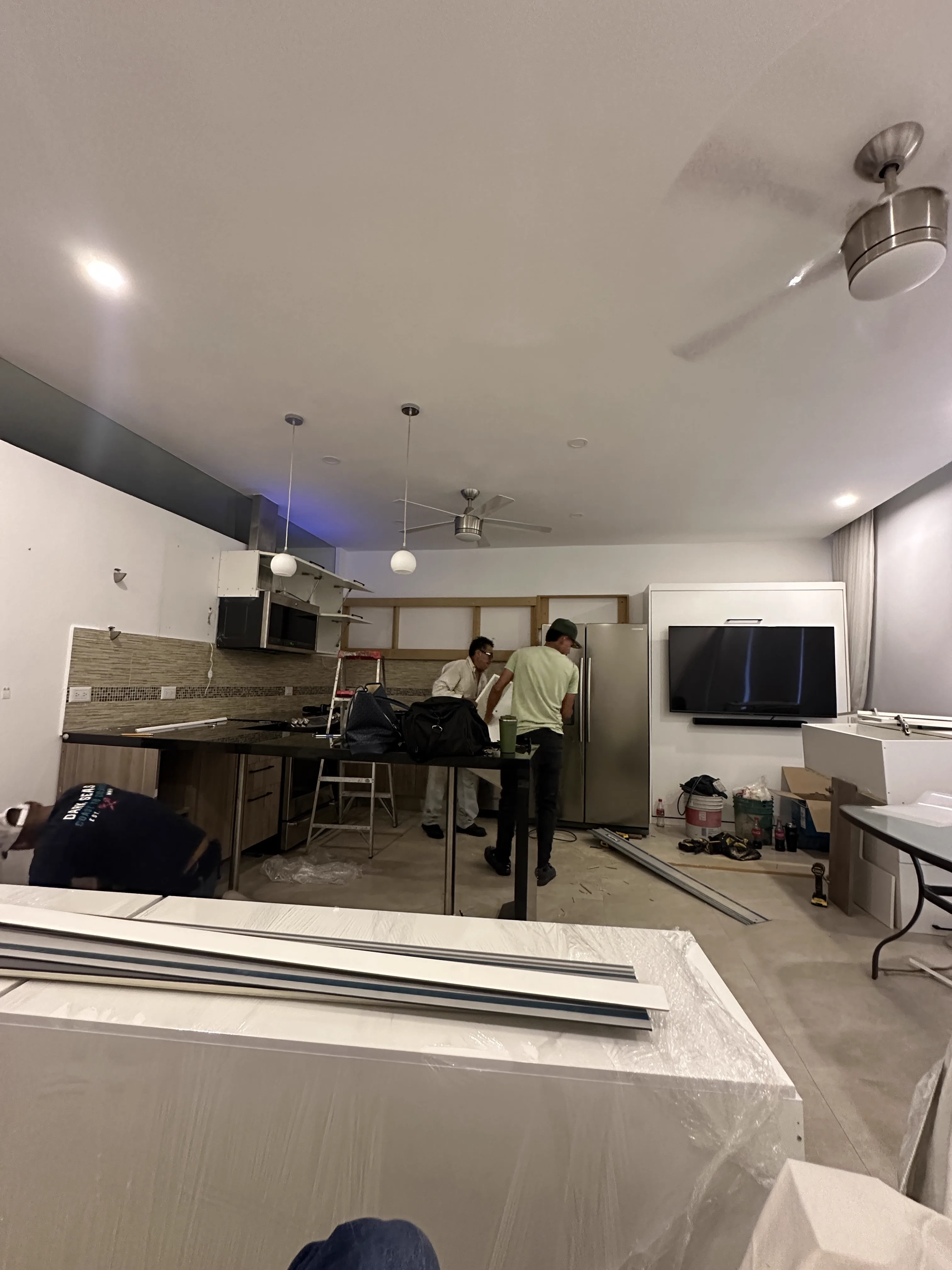 Scala 202, gabinetes y encimera nueva